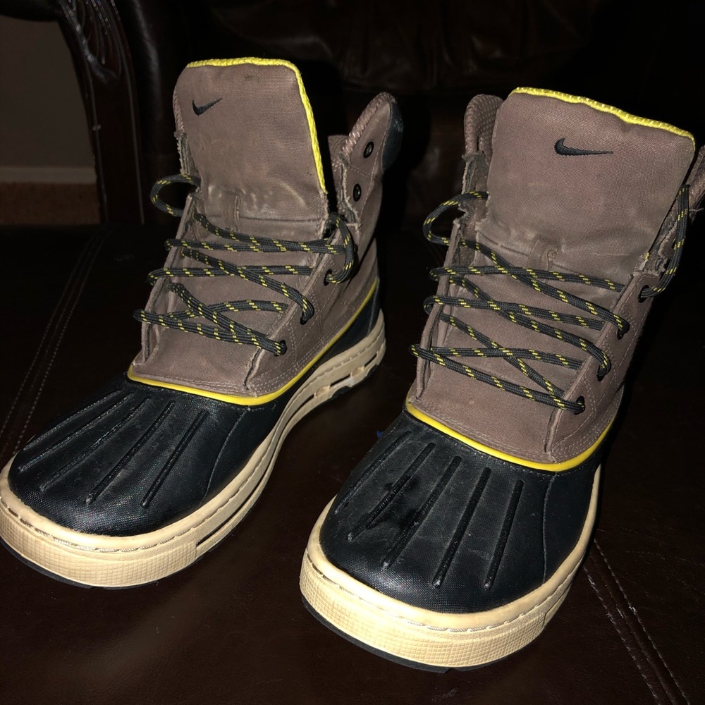 Nice acg boots converse chuck Taylor’s adidas suit - Picture 2 of 6